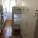S&s Hostel *